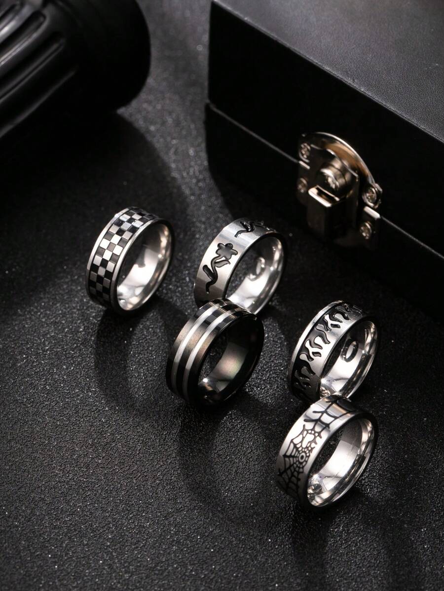 5 pièces Set d'anneaux pour hommes en acier inoxydable argent de style punk, motifs échiquier, rose, flamme, toile d'araignée, convient pour le port quotidien ou en cadeau