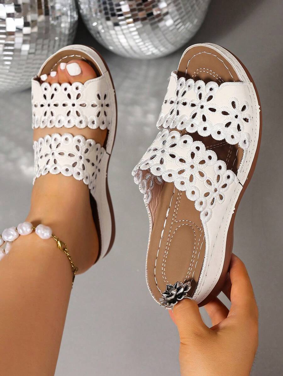 2025 Summer New Fashion Women Hollow Peep Toe Flat Slide Sandals, Casual Thick Sole Beach Slippers