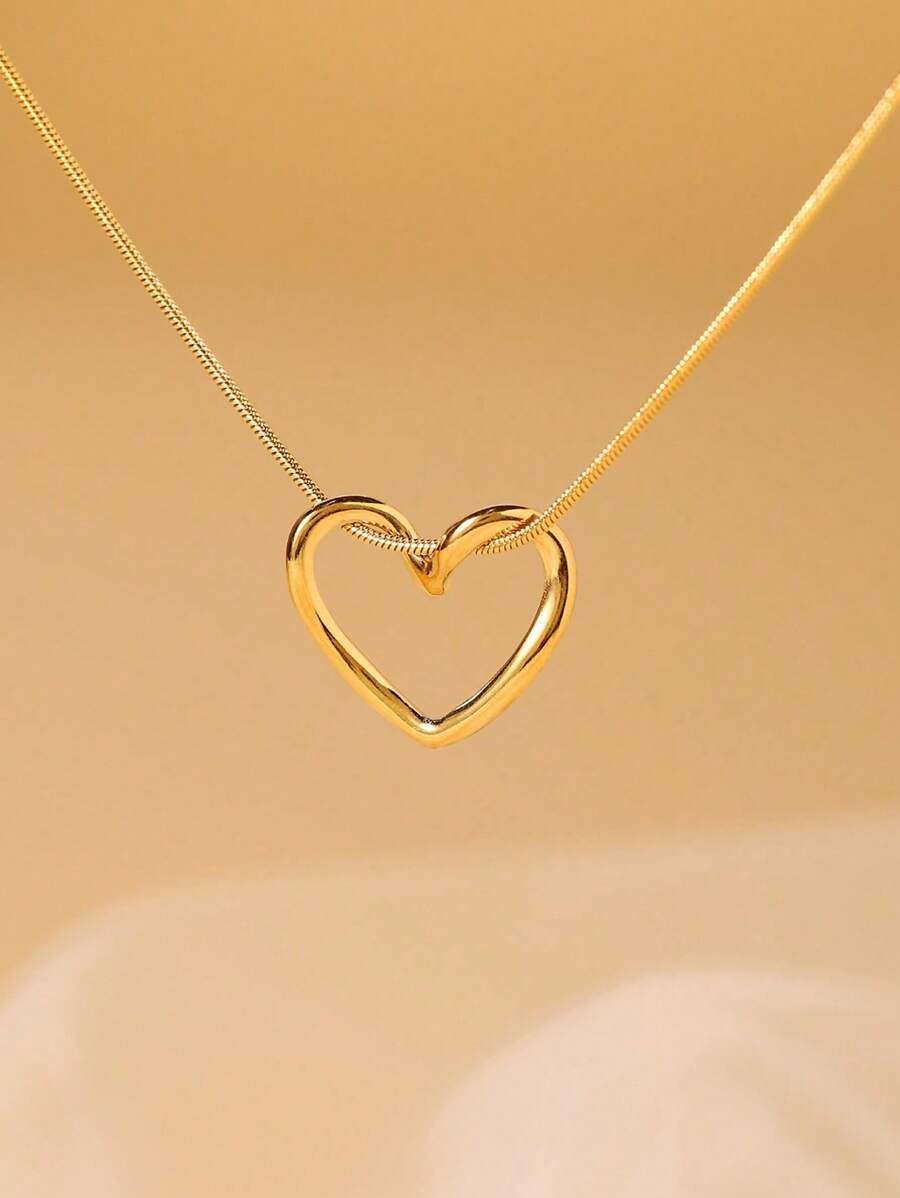 1pc Minimalist Elegant Fashionable Hollow Heart Pendant Necklace, Suitable For Women Daily, Party & Event Wear