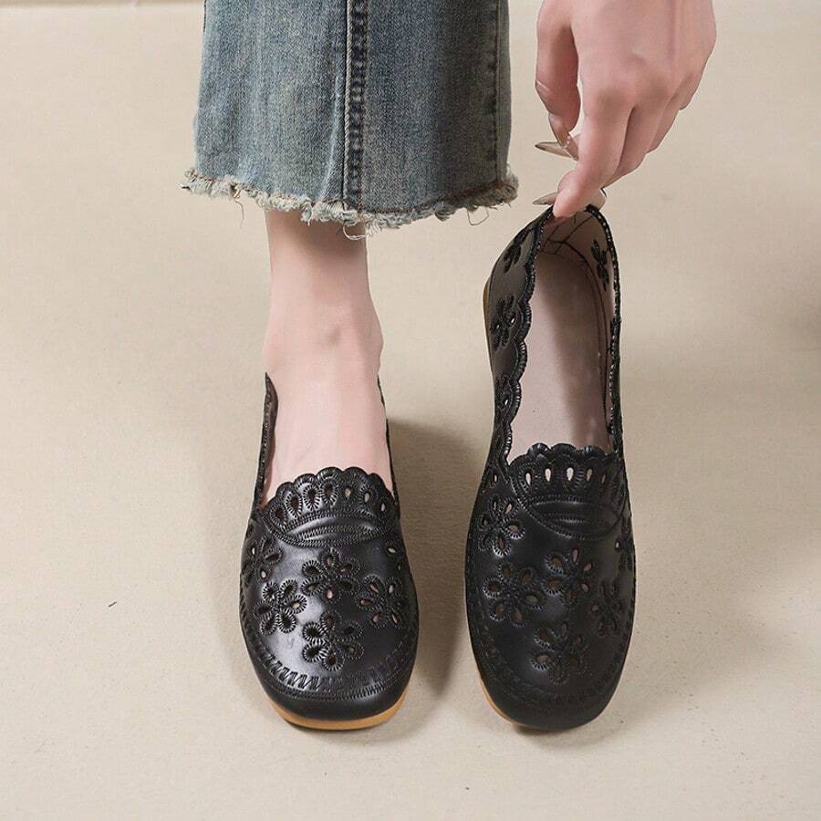 Chaussures plates évidées rétro pour femmes, modèle de base, convient pour le printemps et l'été