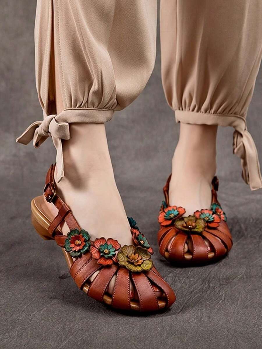 Women's Vintage Flower Decorated Comfortable Flat Sandals, Suitable For Beach, Outdoor And Boho Style