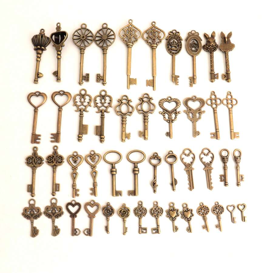 46pcs Mix Vintage Skeleton Keys Pendants, Filigree Steampunk Keys Antique Bronze Keys Charms Pendants, Jewelry Findings Making Accessory For DIY Necklace Bracelet