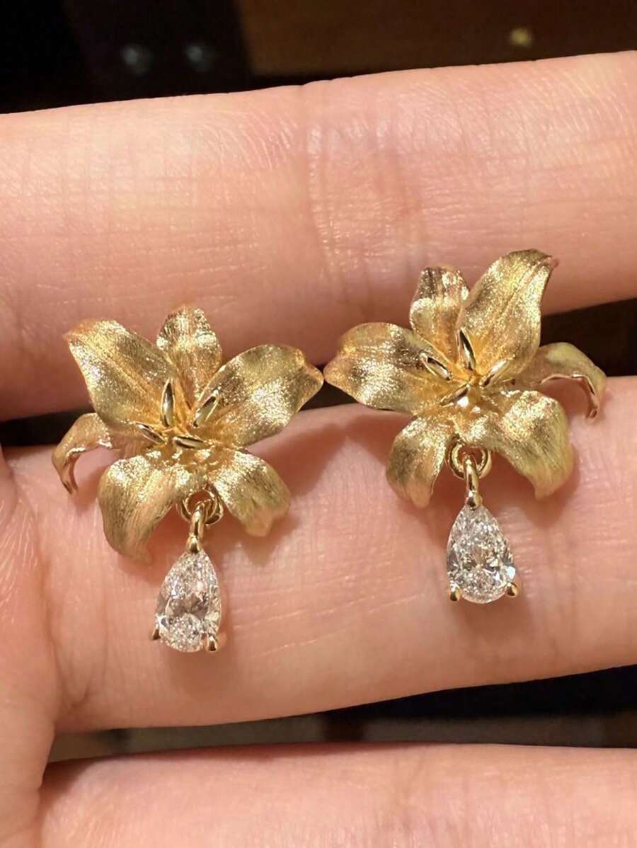 1pc Fashion Chinese Style Gold Plated Lily Drop Earrings, Luxury Gift For Wife/Girlfriend