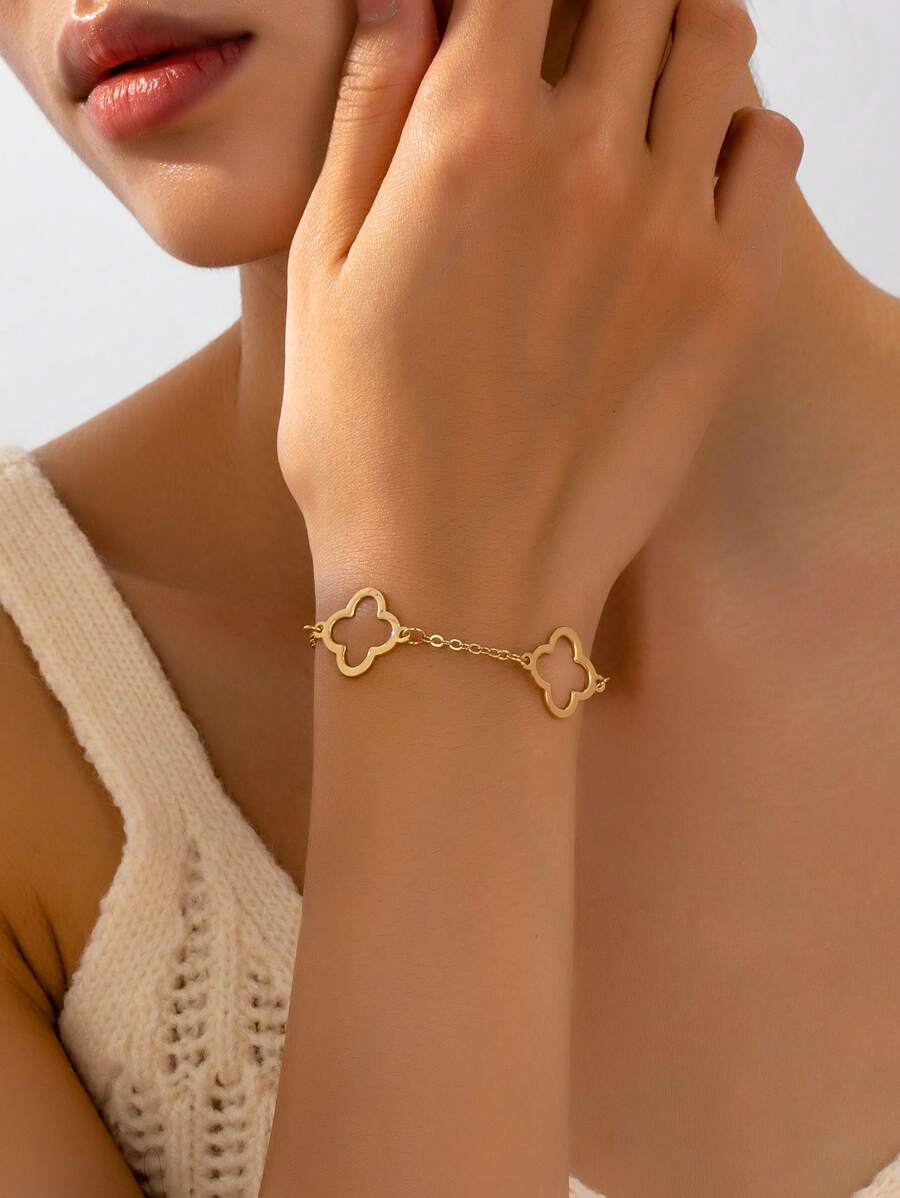 1 pieza Nuevo brazalete de encanto de trébol de cuatro hojas de metal hueco de moda, apto para uso diario