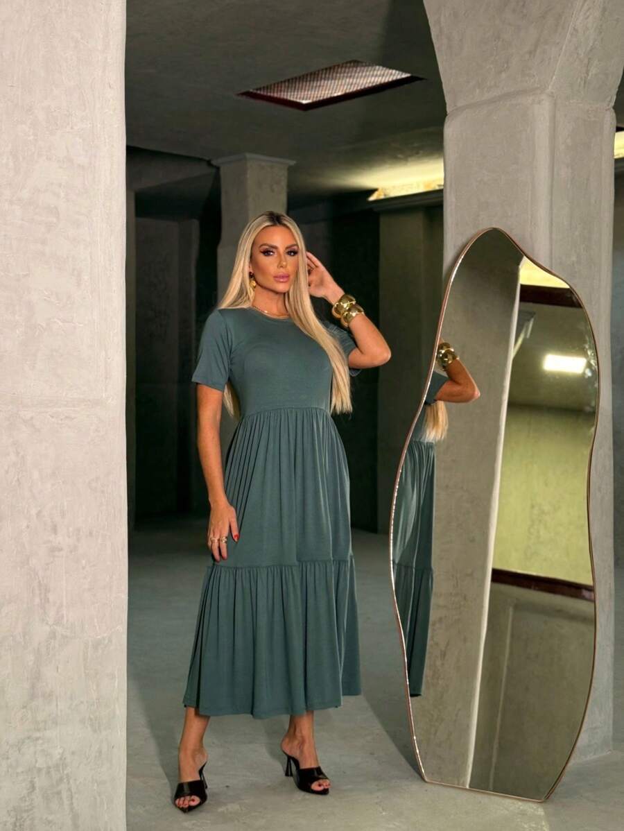 Vestido Midi Feminino Básico de Manga Curta Confortável, Estiloso e Versátil