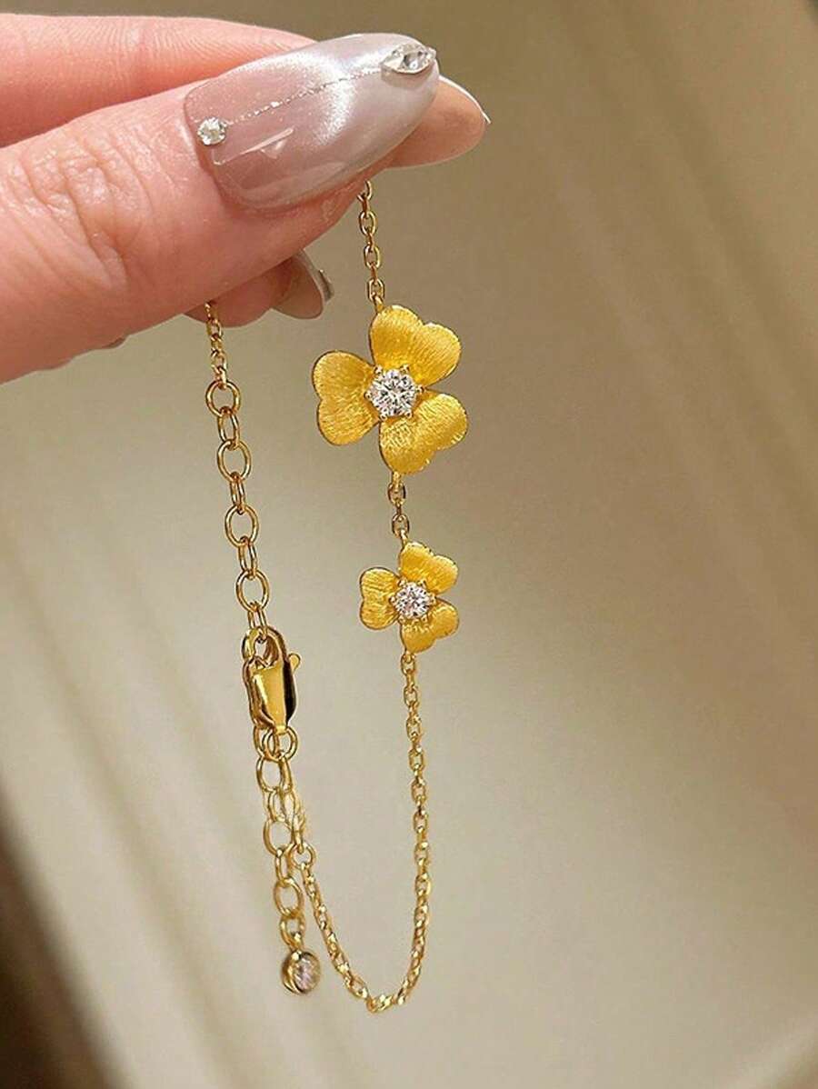 Elegante Exquisito Luxuoso Magnífica Flor Pulseira Pingente de Zircônia Cúbica para Mulher Casamento Diário Férias Música Festival Aniversário Presente de Casal, Presente para Ela