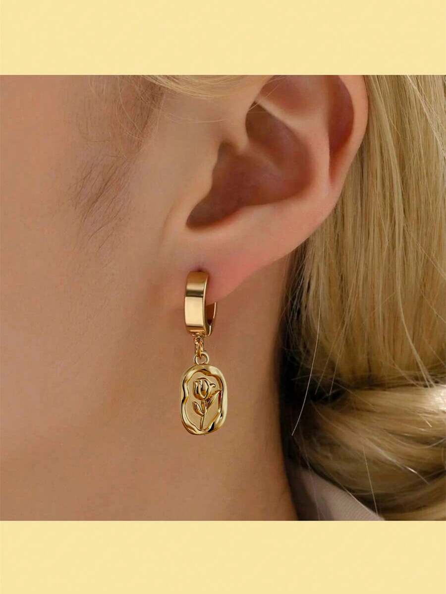 Stainless Steel Waterproof & Non-Fading Gold Color Tulip Flower Hoop Earrings, Suitable For Women Everyday Wear