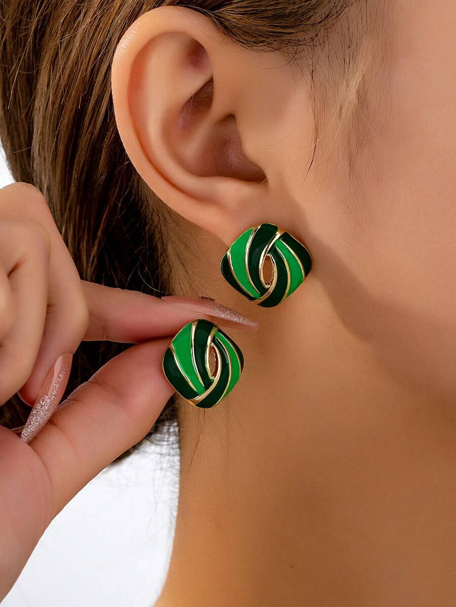 1 Pair Exaggerated Asymmetrical Geometric Enamel Drop Earrings, European & American Style