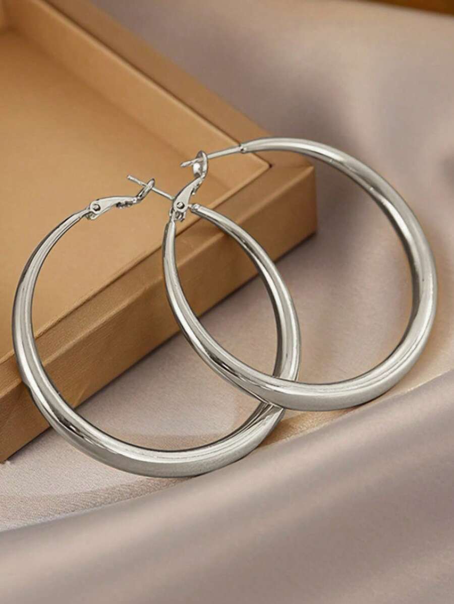 1 Pair Silver Color Polished Simple Elegant Y2K Oversized Hoop Earrings, Luxury Design Earrings With High-End Refined Aesthetics