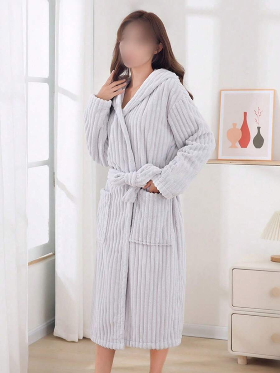 1pc Coral Fleece Adult Bathrobe, Super Soft, Absorbent And Skin-Friendly. For Bathroom, Gym, Hotel, Beach Vacation. Everyday Essential, Ideal For Home And Travel - The Perfect Gift For Everyone