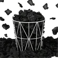الأسود