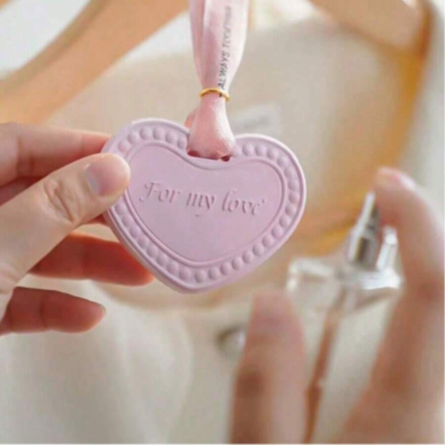 1pc Heart-Shaped Fragrance Plaster Hanging Air Freshener, Suitable For Wardrobe, Car, Home Decor, Sweet Scented Sachet, Wardrobe Freshener, Home Fragrance Sachet, Wardrobe Fragrance Plaster Hanging Decor, Mother's Day, Birthday, Halloween, Christmas, Gift
