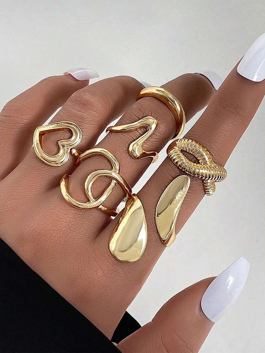 Asymmetrical Teardrop Shaped Metallic Gold Lava Line Smooth Ring, Suitable For Women's Daily Wear, Dates, Parties, Hip-Hop