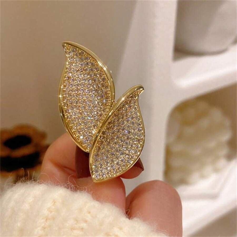 1 Piece Of Leaf Brooch Made Of Zinc Alloy Material With Baking Paint Process, Elegant Style, Inlaid With Synthetic Zirconia, Fashionable And Exquisite, Suitable For Daily Suits, Dresses, Wearing Accessories, Giving Gifts To Family And Friends For Birthdays And Parties