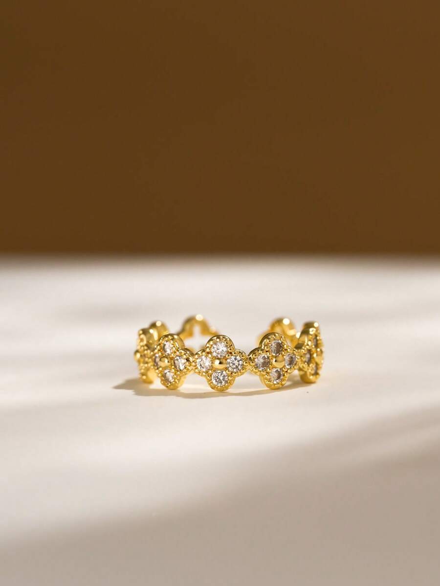 Gold & Silver Clover Rings, Elegant & Cute Premium Rings Suitable For Daily Wear, Dates, Parties And Gifts
