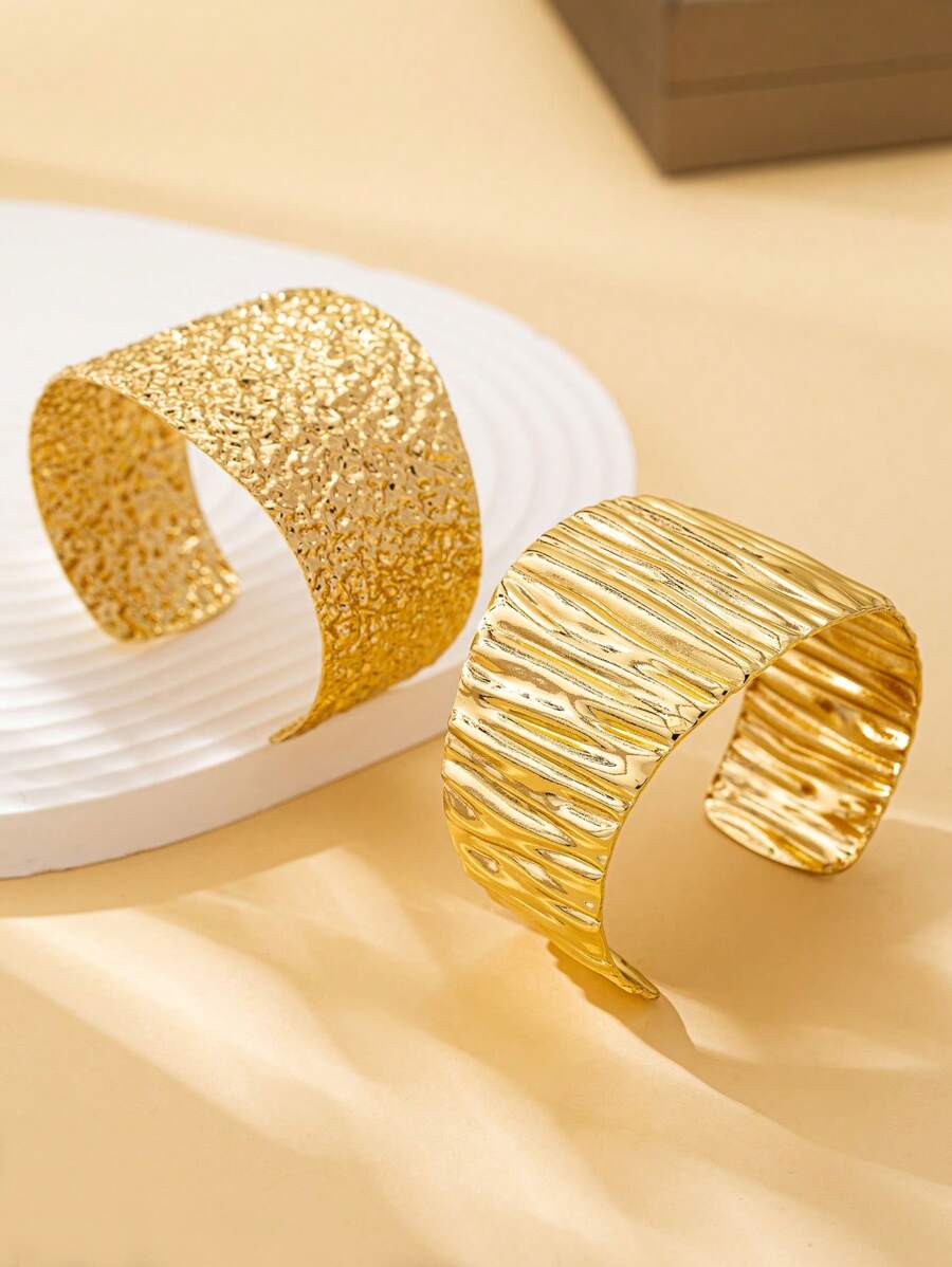 1pc Fashionable, Unique, Geometric Hammered Wavy Cuff Bracelet, Can Be Stacked Or Worn Individually, Bracelets For Women, Suitable For Daily Wear, Parties, Socializing, Gifting To Family And Friends