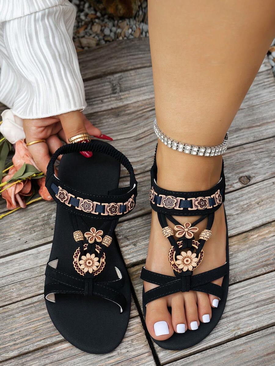 Sandales plates pour femmes grandes tailles, sandales confortables de style bohème rétro à la mode, sandales chics polyvalentes et sexy pour soirée, sandales légères pour la plage et les sorties casual