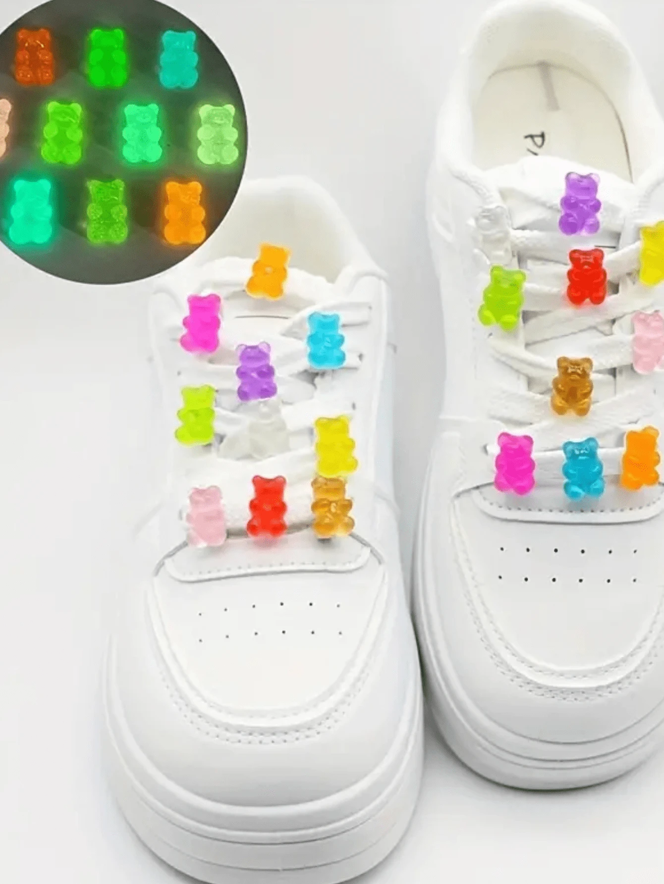 (Random Shipping) 10/20/30/50/100pcs Resin Luminous Glow-In-The-Dark Cute Cartoon Bear DIY Shoe Decorations