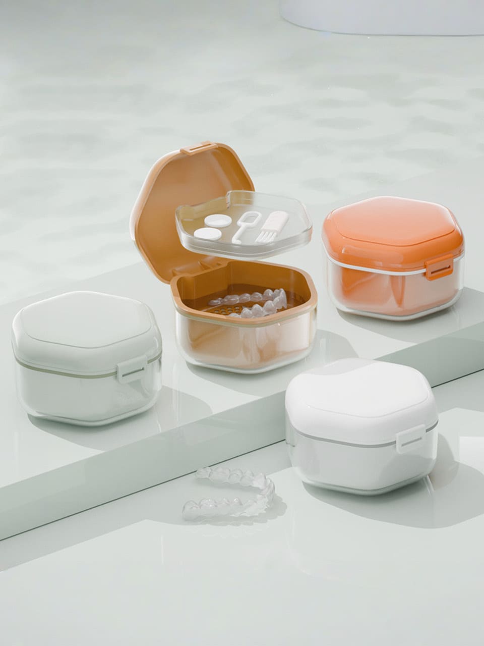 Invisible Braces Cleaning Box, Orthodontic Retainer Storage Box, Denture Storage Cleaning Box, Portable Accessories Storage