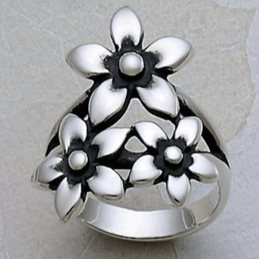 1pc Silver Plated Delicate Flower Design Ring, Suitable For Daily Wear And Gift-Giving, Available In Multiple Sizes