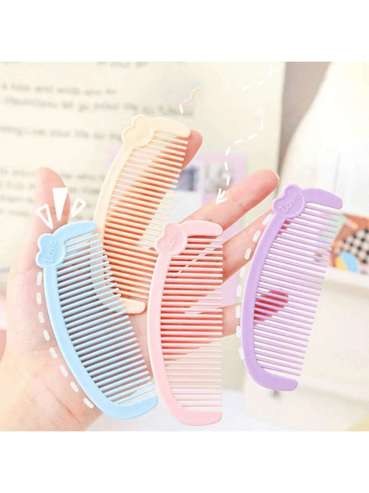10pcs Cartoon Heart-Shaped Mini Comb, Portable Comb, Home Hair Brush, Gift Idea For Friends
