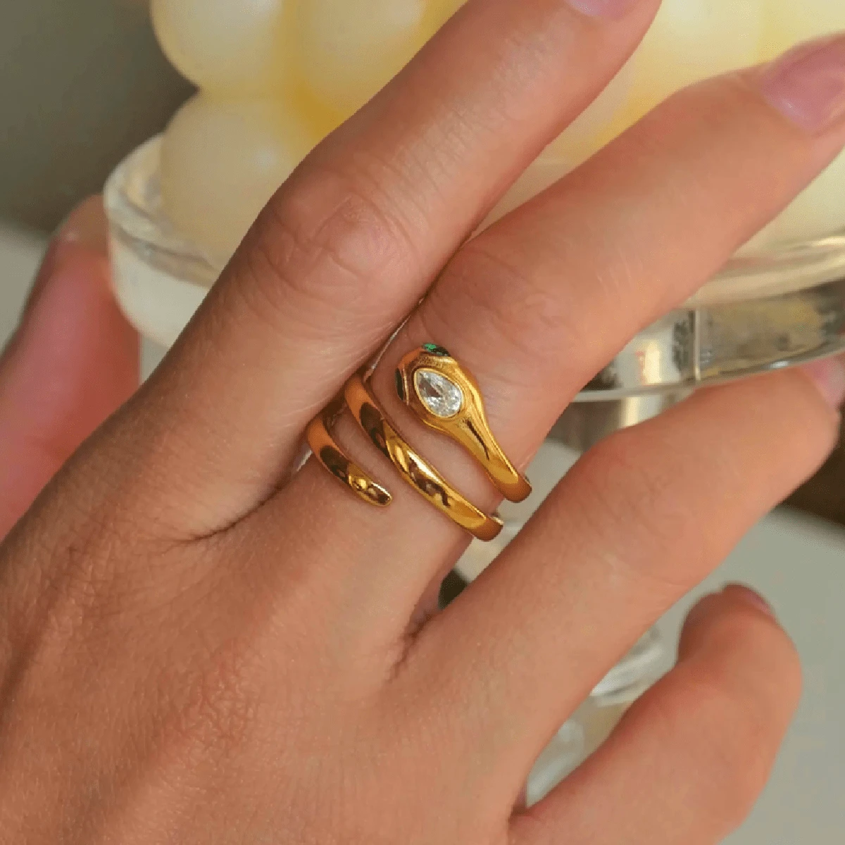 VKHK 1 pieza Anillo multicapa en forma de serpiente con decoración de circonia cúbica, bañado en oro de 18K, adecuado para uso diario y fiestas de mujeres, gran regalo