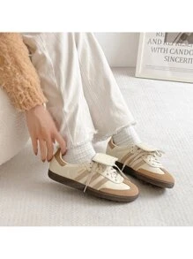 Cream White / Warm Sandstone / Gold Metallic