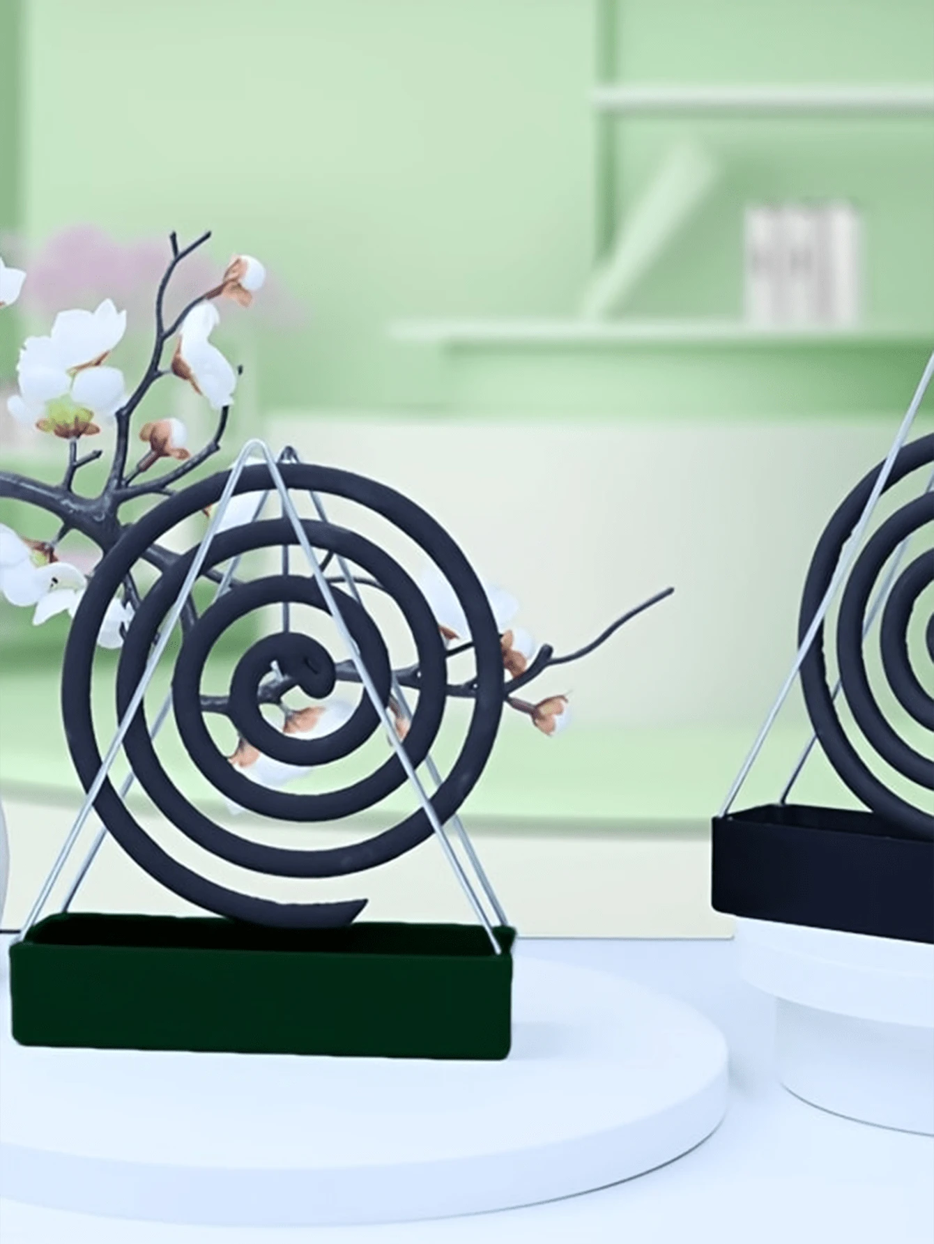 2pcs Triangle Iron Mosquito Coil Holder With Plastic Socket, Creative Home Hanging Incense Burner, Random Color