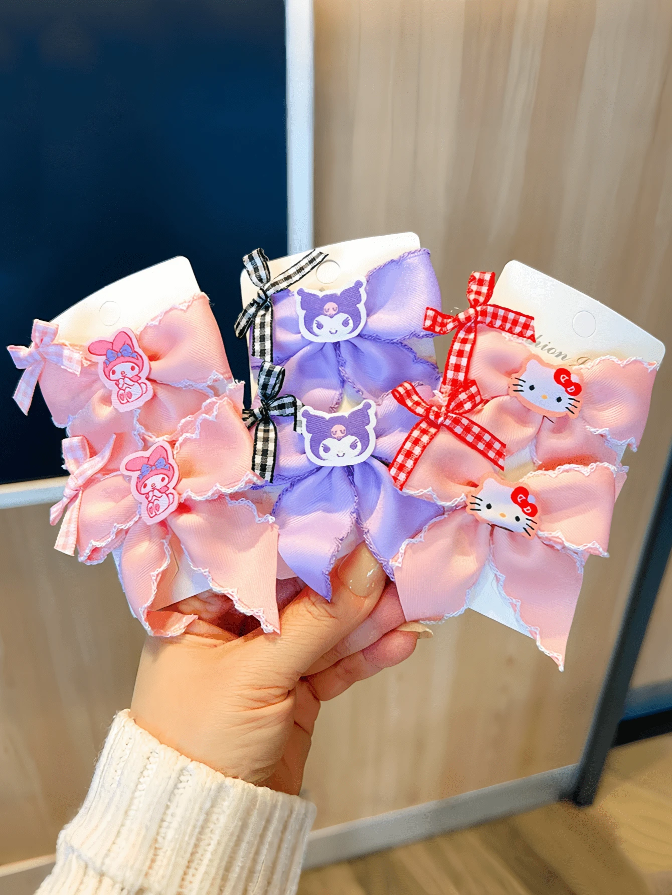 Sanrio Sanrio, 2 Pieces Of Hello Kitty, Kuromi, My Melody Hair Clips. With Lace Bows And Cute Cartoon Characters, They Are Beautiful And Lovely. Packed With Cardboard, They Are The Best Gifts For . Claw Clips Hair Claws Hair Barrettes, School Stuff