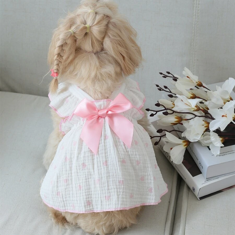 1 pièce Robe à volants romantiques et mignons en forme de cœur pour chiens de taille petite/moyenne, vêtements pour animaux de compagnie chien/chat