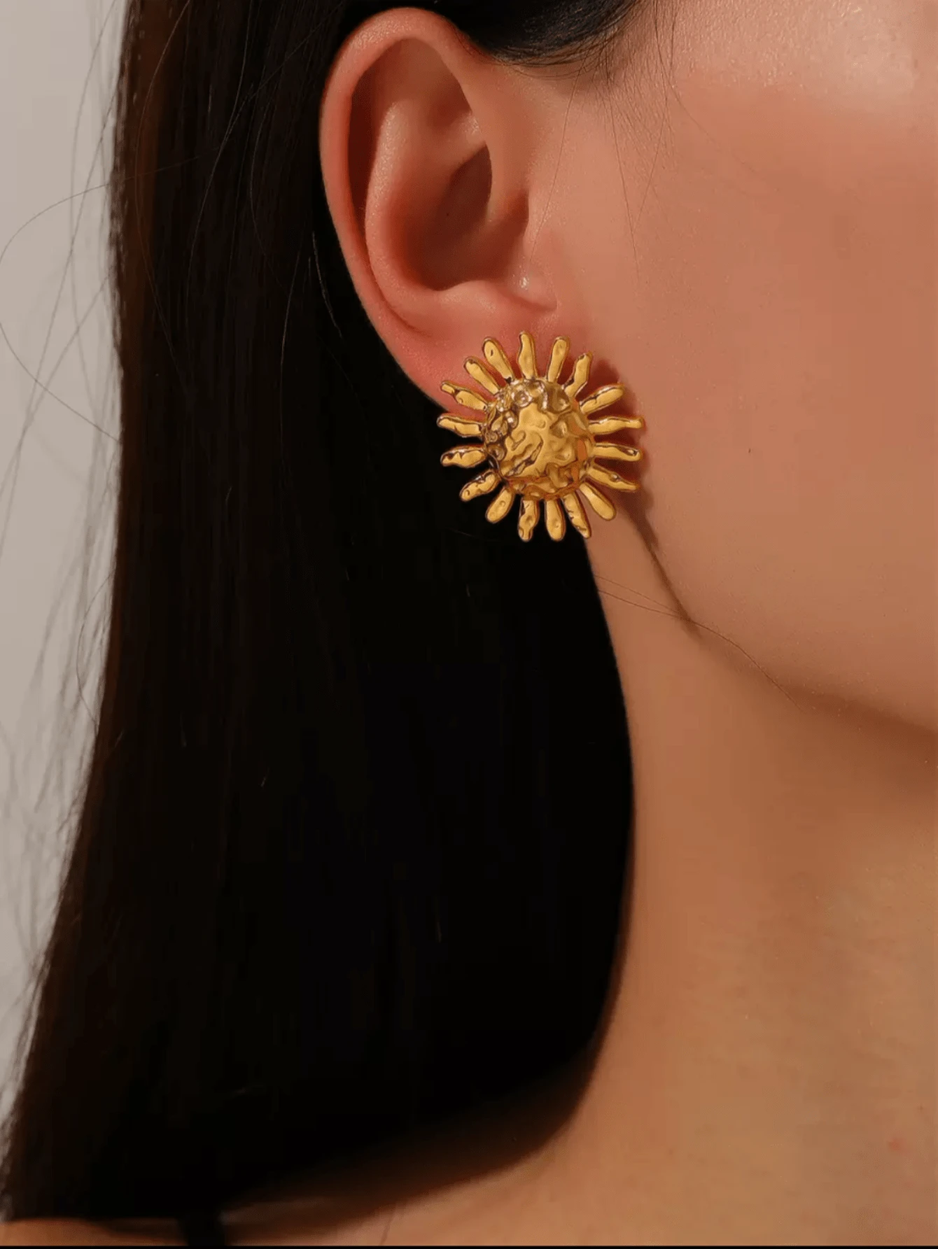 1 Pair Fashionable, Elegant & Unique Metal Sunflower Stud Earrings, Suitable For Women To Wear On Beach, Vacation, Festival, Daily Occasions