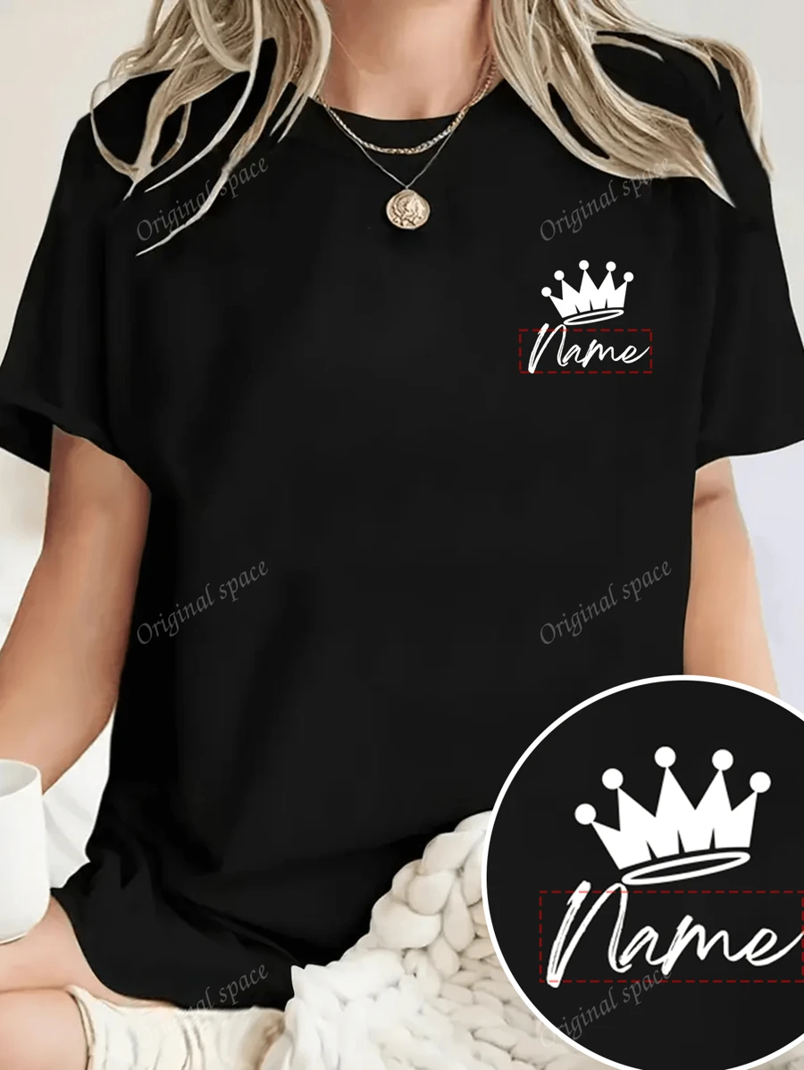Maglietta oversize commemorativa personalizzata, abbigliamento di gruppo per raduni familiari personalizzati, con logo/foto/coppia/famiglia/animale domestico/amico personalizzati, abbigliamento autunnale, top da donna, top neri, regalo per le vacanze, regalo di San Valentino, regalo per l'anniversario, regalo di matrimonio, regalo per la migliore amica, abbigliamento da donna per festival musicali