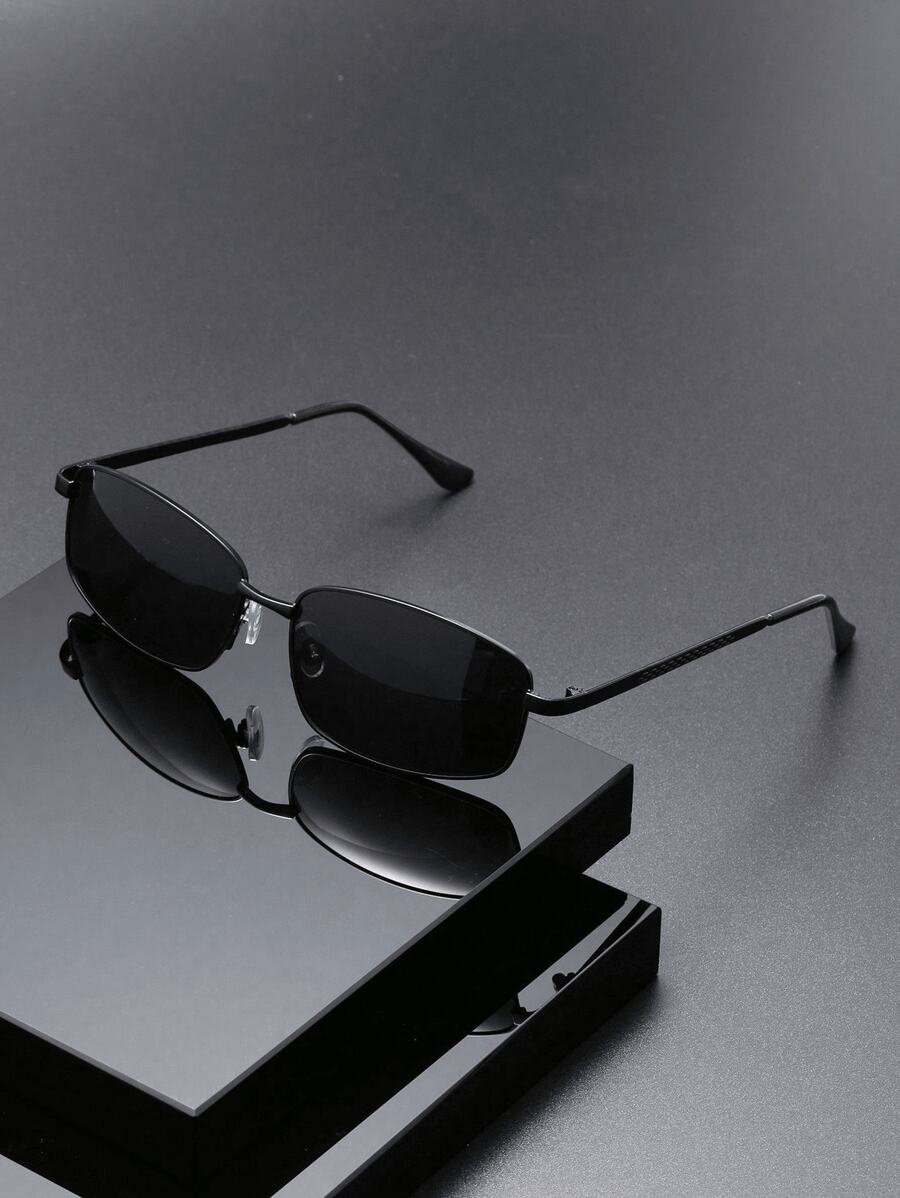 1 pièce Lunettes de soleil carrées métalliques rétro, lunettes décoratives classiques de mode unisexe avec protection UV pour l'extérieur, la plage et les voyages