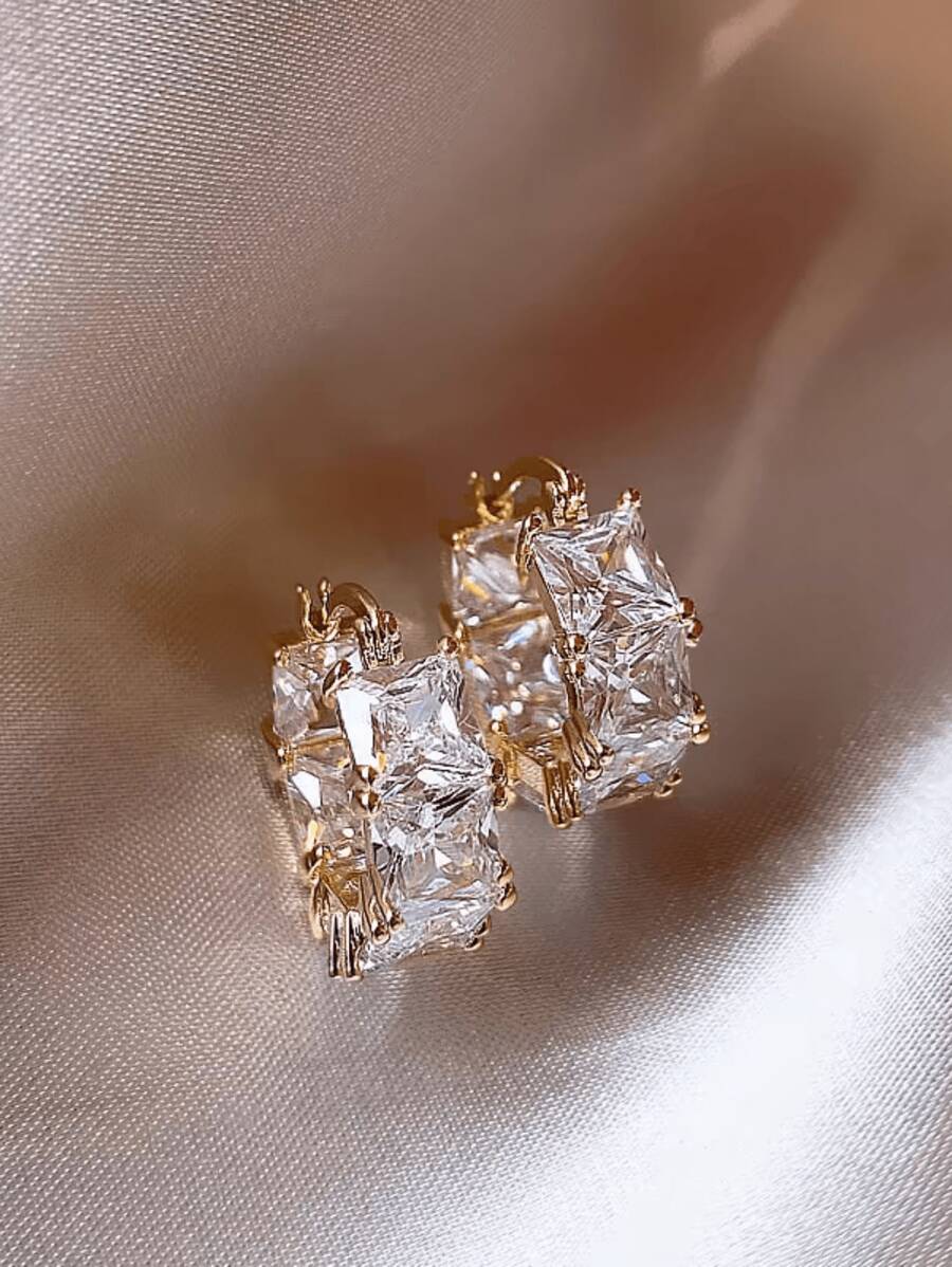 1 Pair Minimalist Cubic Zirconia Hoop Earrings, Fashionable Earring Studs With Unique Design, Everyday Jewelry Gift