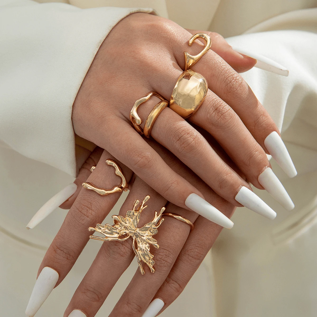 Juego de 7 pzs/4 pzs Anillos de mujer con flores recargadas al estilo europeo y americano, de aleación, con moño irregular retro francés, adecuado para decoración diaria o como regalo de mujer