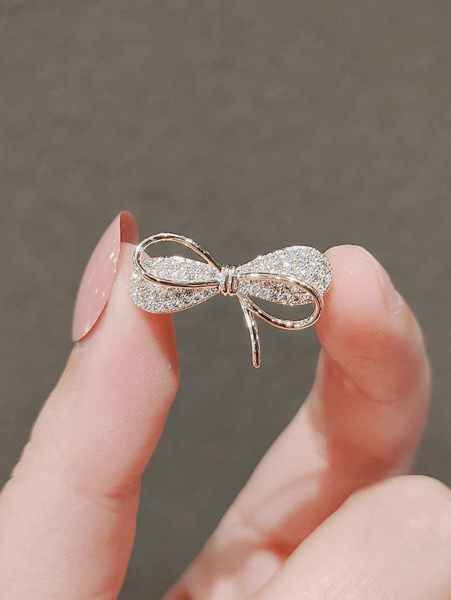 Broche premium con diseño de lazo antideslizante para mujeres, sujeta-bufandas, decoración de cuello de camisa, adecuado para el verano