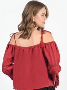 BLUSA CIGANINHA COM ALÇA/ LISO/ ELÁSTICO NO PUNHO/ MACRAMÊ NA MANGA E DETALHES EM GRIPI - Vermelho - Visão 5
