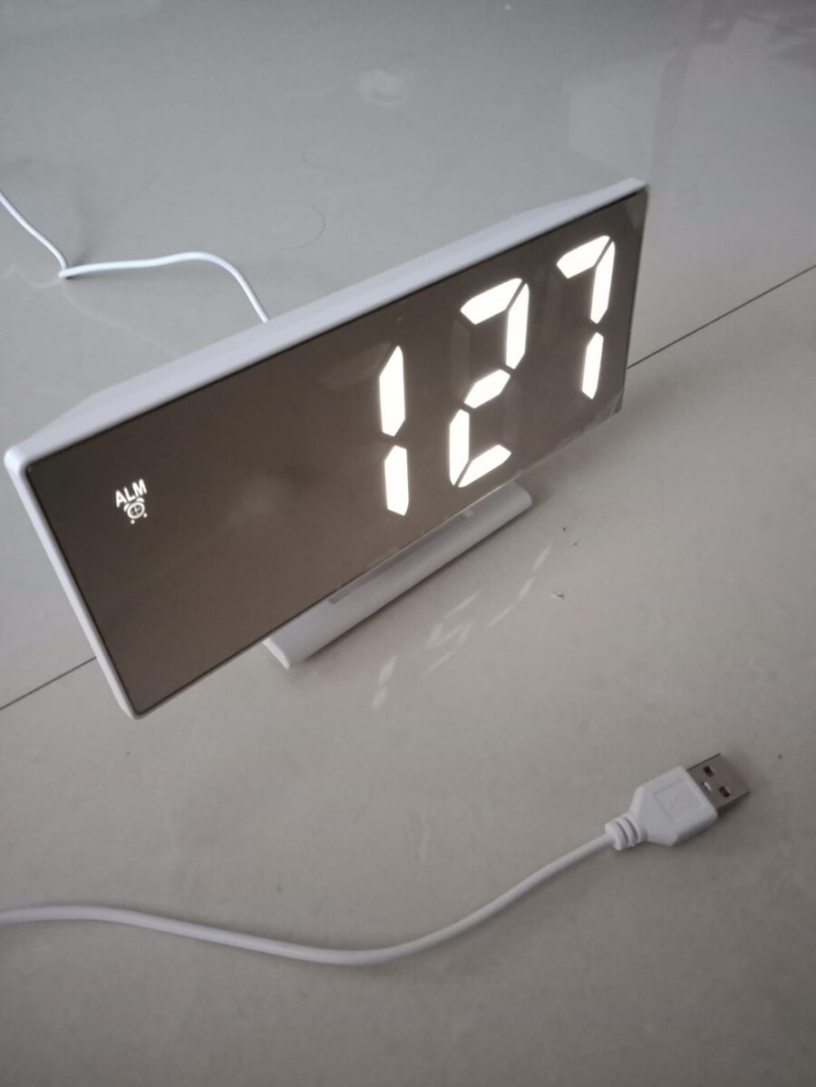 Digital & Analog-Digital Clocks | SHEIN UK