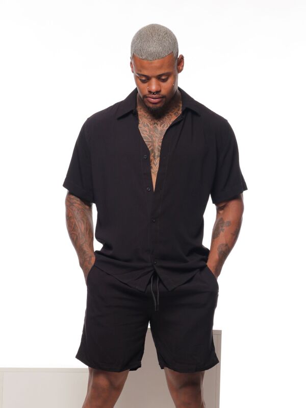 Conjunto Masculino Camisa e Short Preto e Branco em Viscose