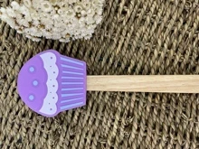 Espátula Silicone Formato de Cupcake com Cabo de Madeira - Multicolorido - Visão 5