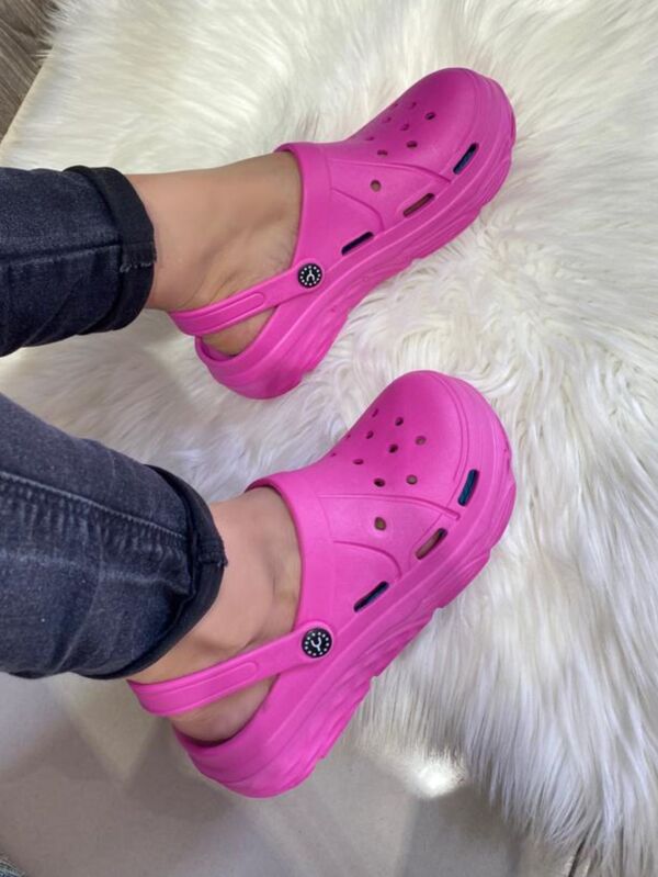 Sandália Crocs Confortável SHEIN Brasil