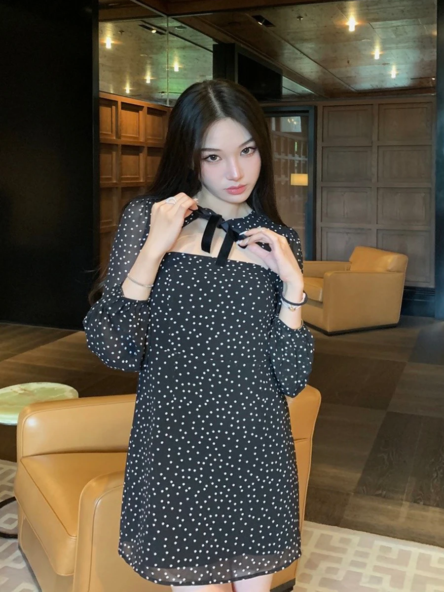 Women Dresses - 黑色 - 查看 1