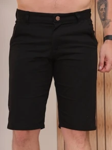 Bermuda Preta Lisa Short Casual Plus Size G1, G2, G3 e G4 Sem Estampa com Botão e Zíper no Fecho - Preto - Visão 2