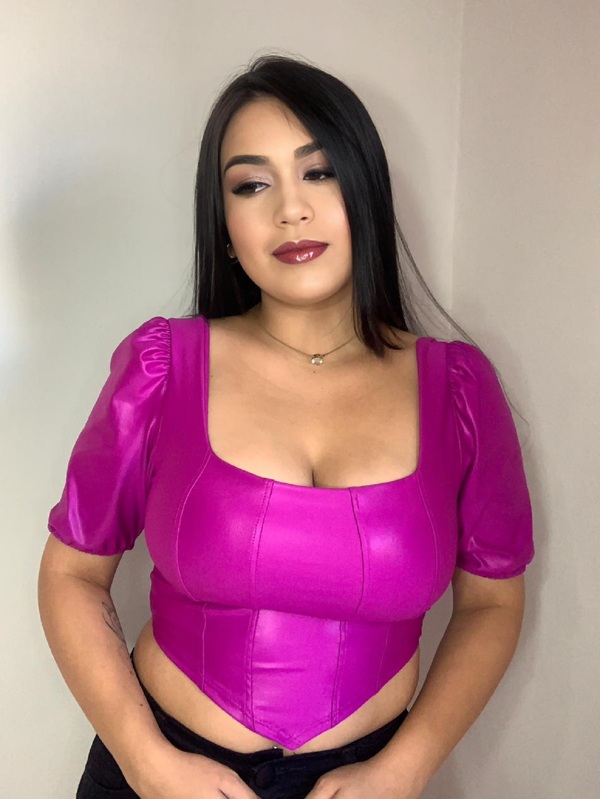 Cropped Corselet Manga Princesa Feminino em Cirre Couro Fake