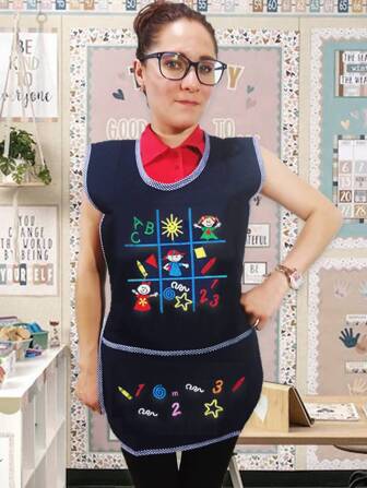 Bata Educadora De Mezclilla Con Bolsas - Mandil Gabán Para Maestra Preescolar Kínder Jardín de Niños Guardería