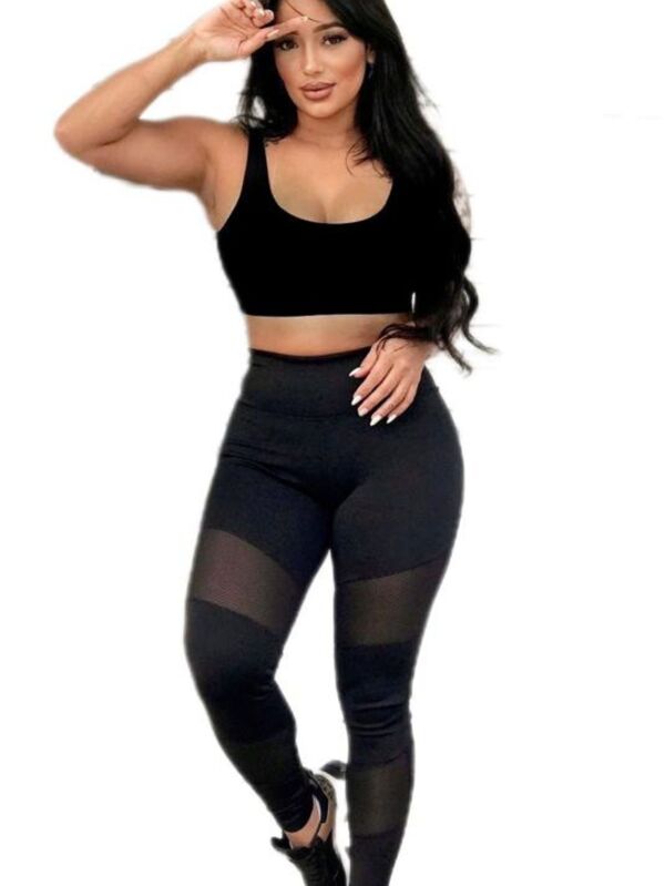 CONJUNTO FITNESS EM POLIAMIDA  CALÇA DETALHE EM TULE  PARA DAR AQUELE CHAME TECIDO BEM RESISTENTE .