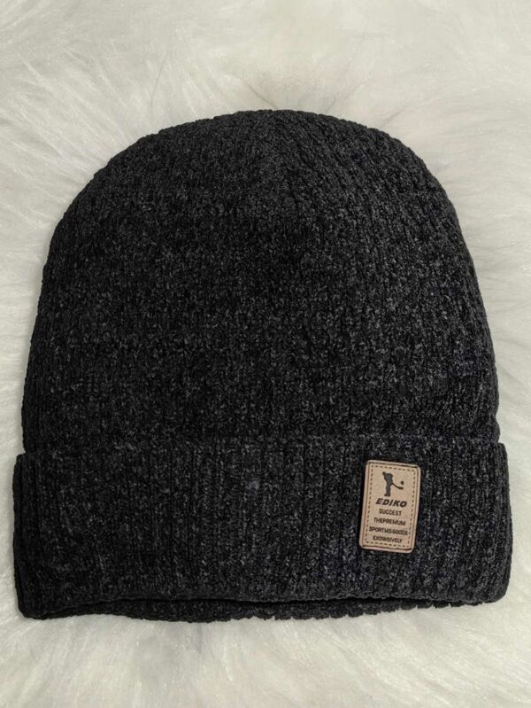 Gorro de lã tricotado para homem