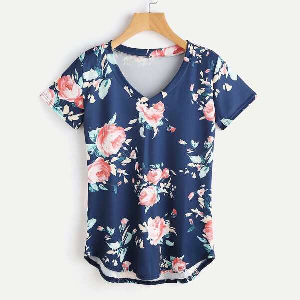 

Random Flower Print Curved Hem Tee