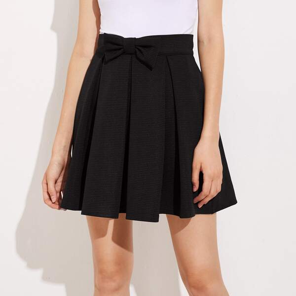 

Bow Front Box Pleated Skirt