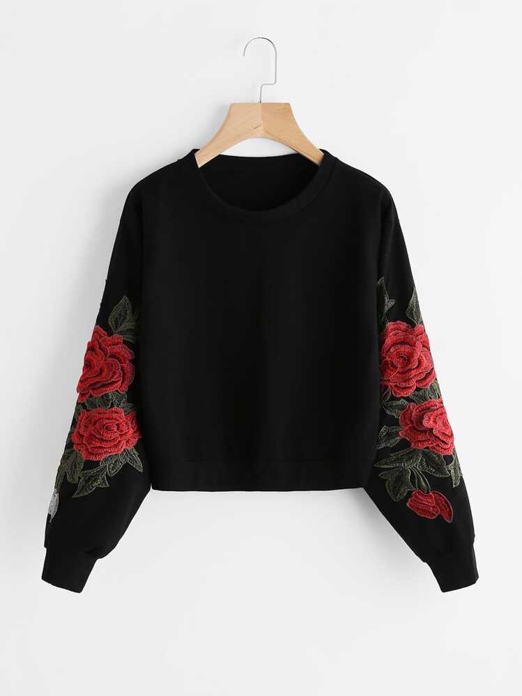 Sudadera con flores bordadas - Negro - Añade 1